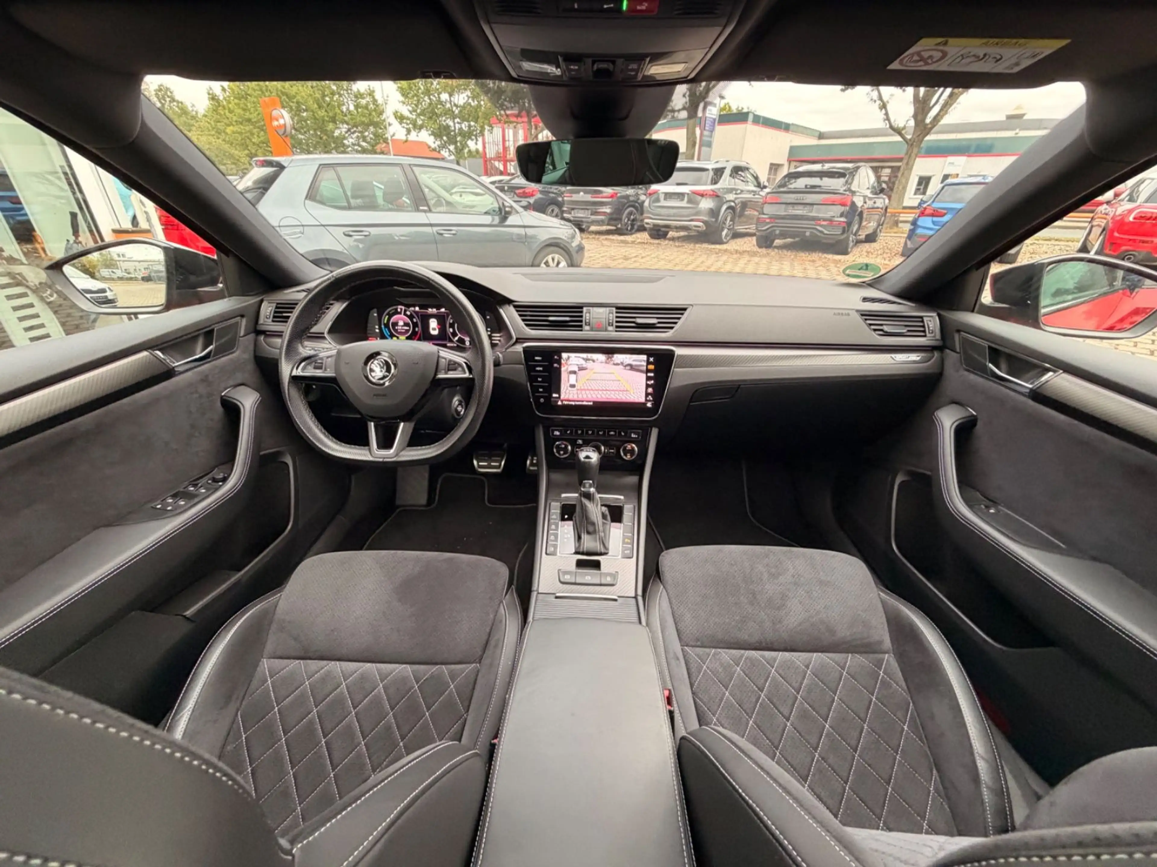 Skoda Superb Lim. Sportline iV — photo 14