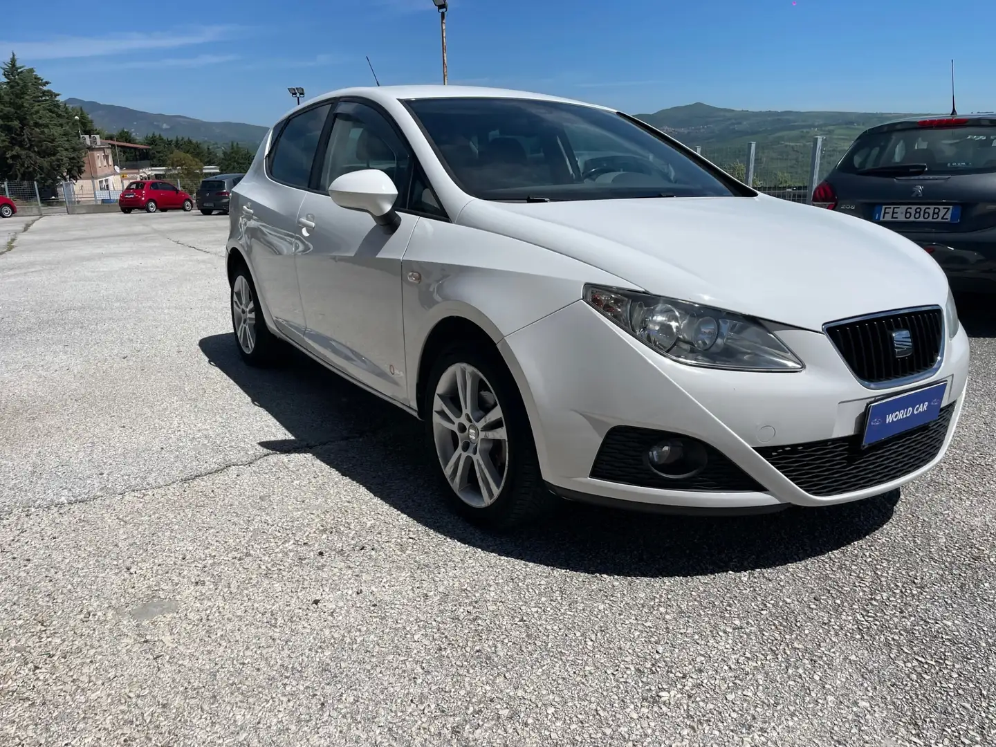 SEAT Ibiza 1.2 TDI CR 5 porte Business High Blanc - 1