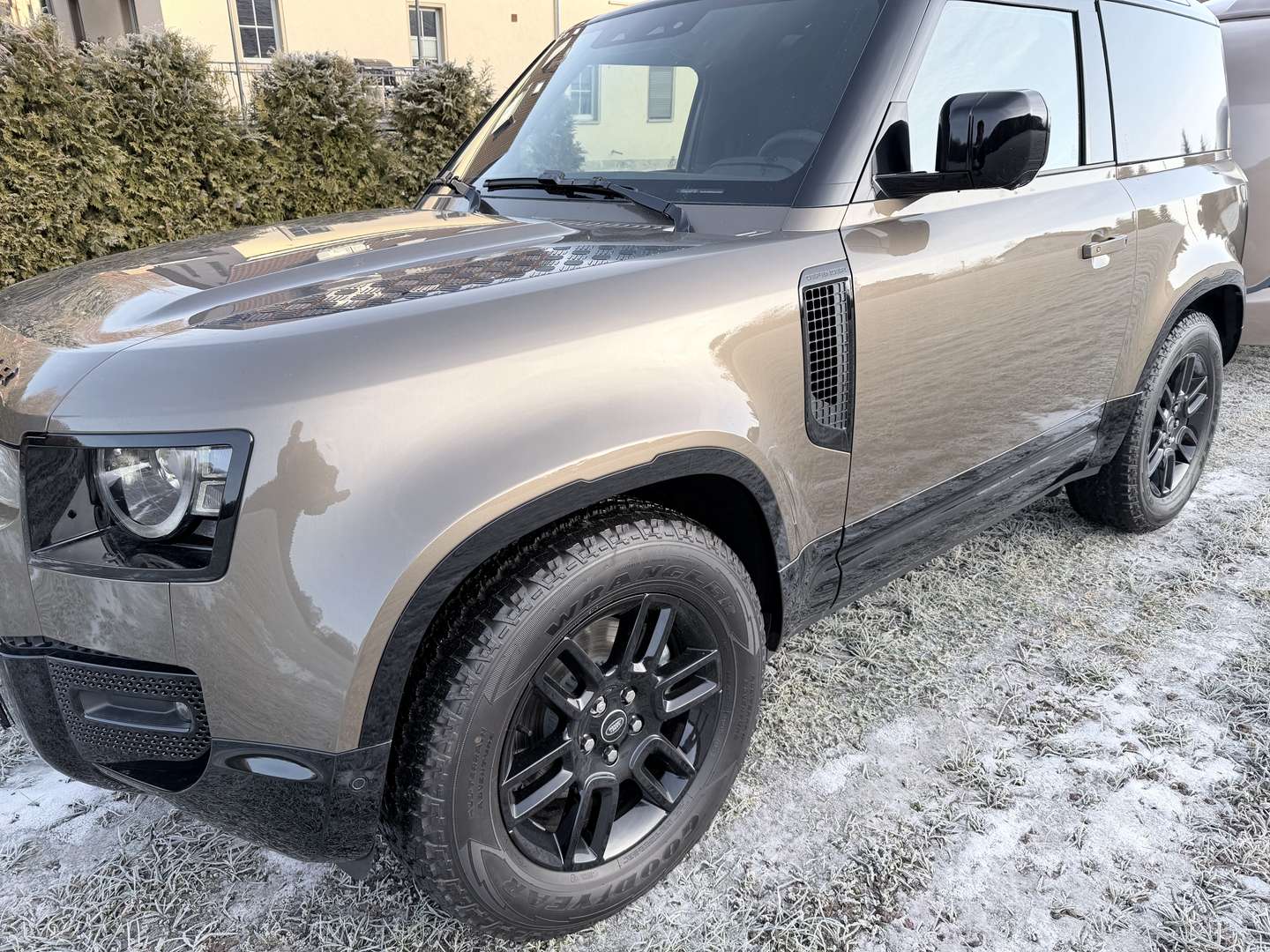 Land Rover Defender 90 D250 X-Dynamic SE -  - Joinsteer - #2