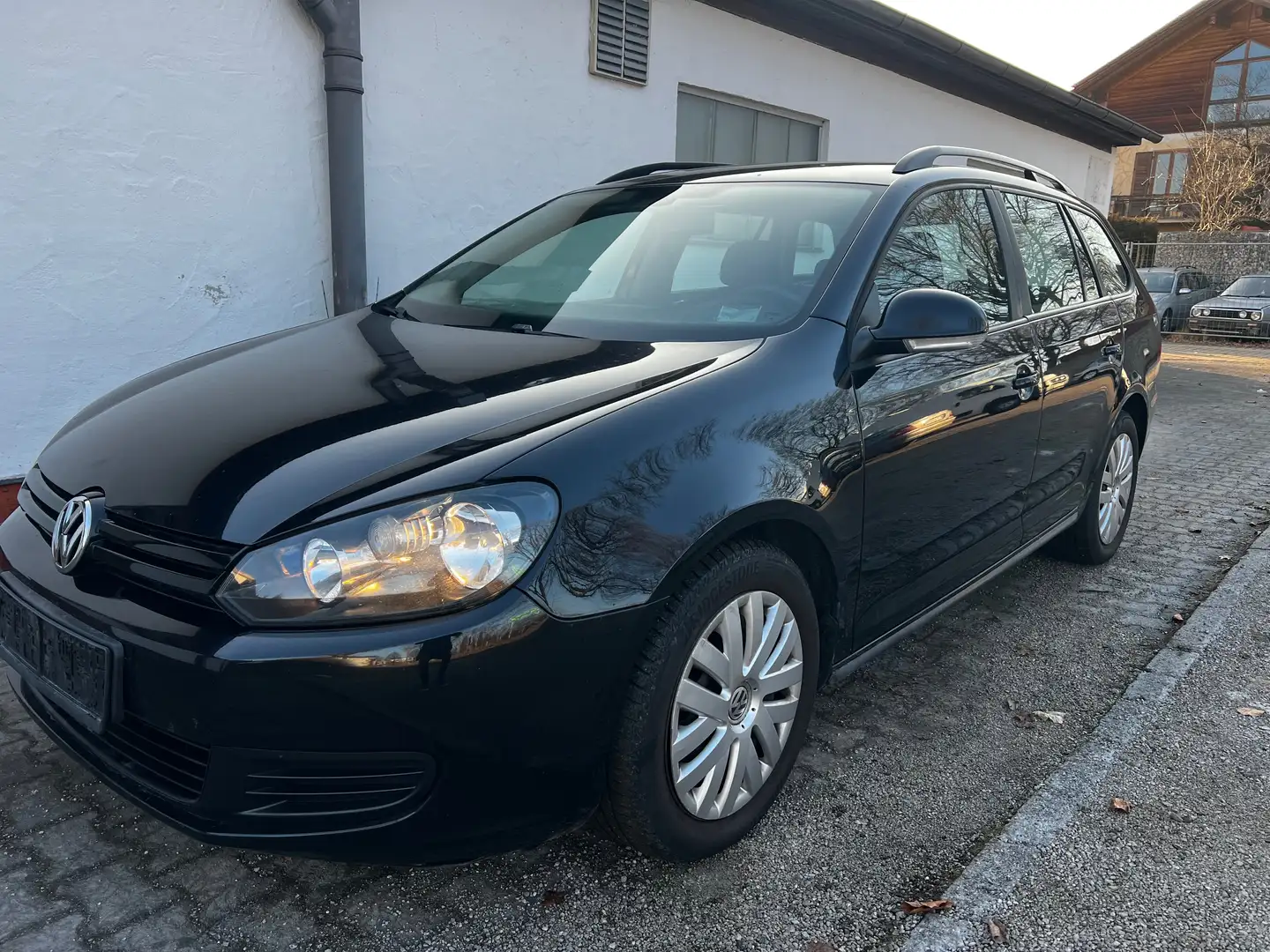 Volkswagen Golf Variant Trendline BlueMotion Schwarz - 1