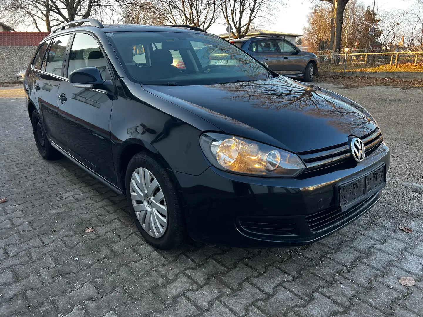 Volkswagen Golf Variant Trendline BlueMotion Schwarz - 2