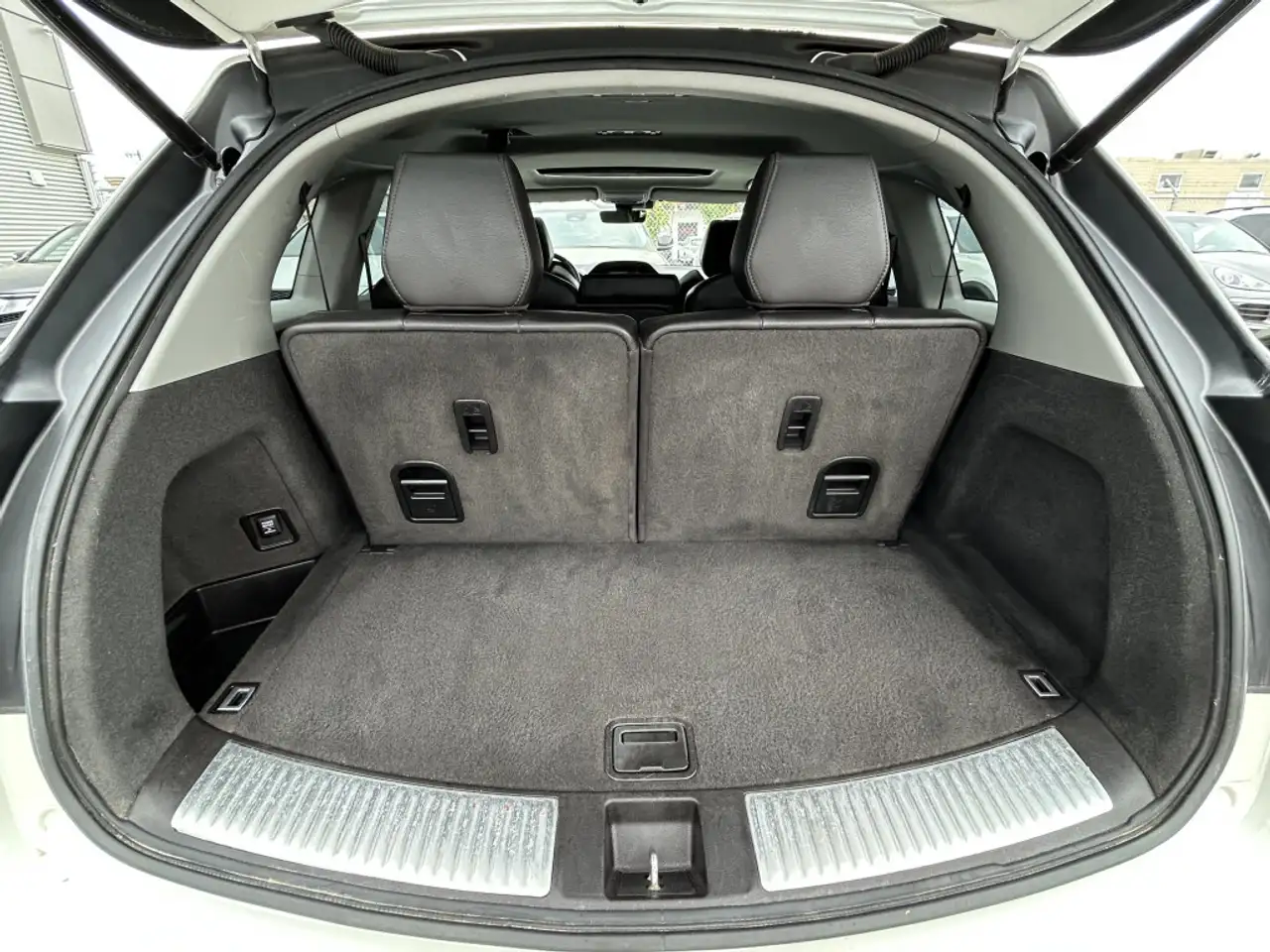 Acura MDX снимка Acura MDX