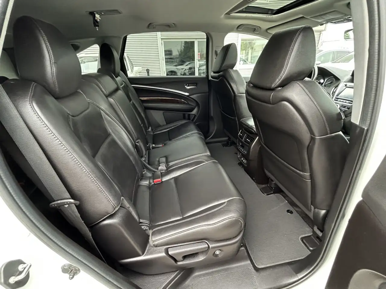 Acura MDX снимка Acura MDX