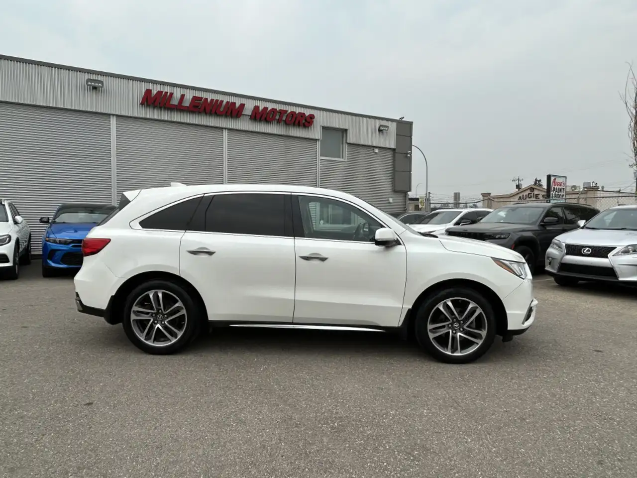 Acura MDX снимка Acura MDX