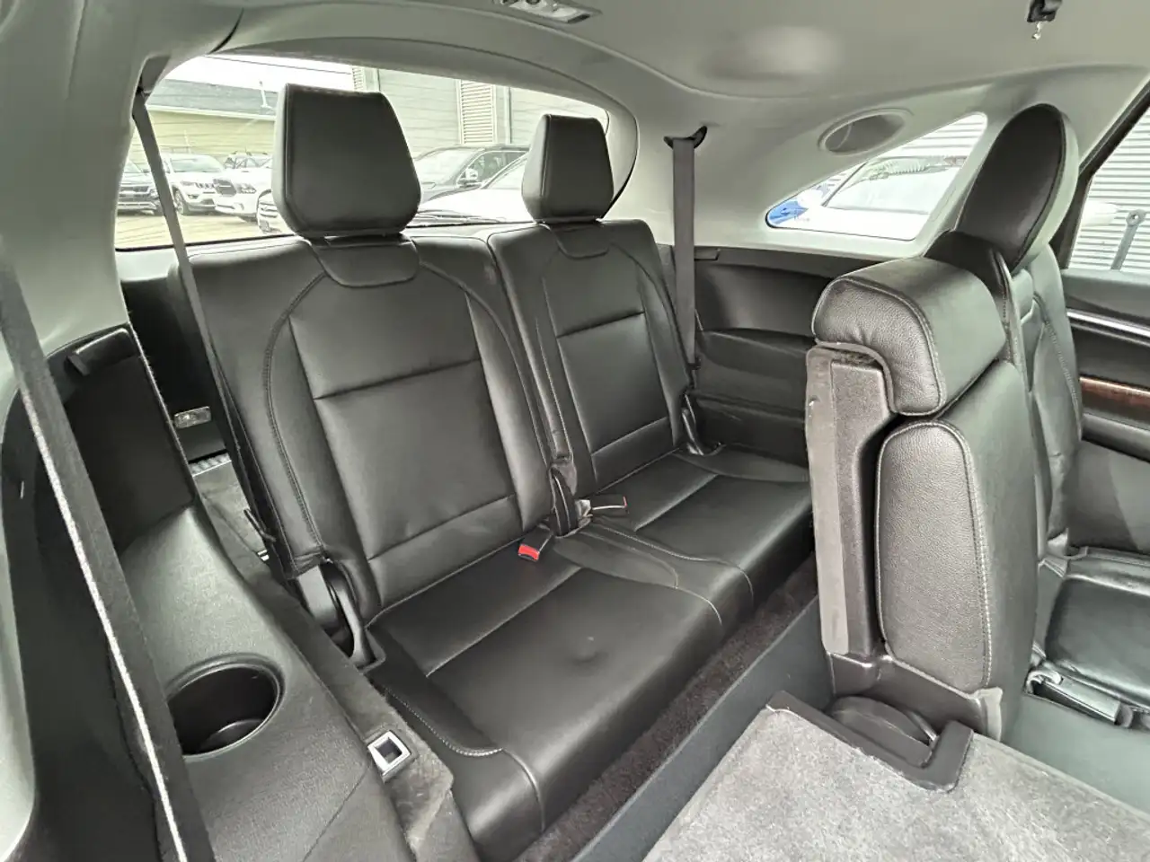 Acura MDX снимка Acura MDX