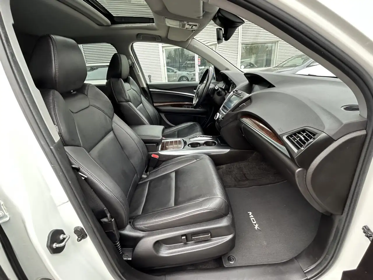 Acura MDX снимка Acura MDX