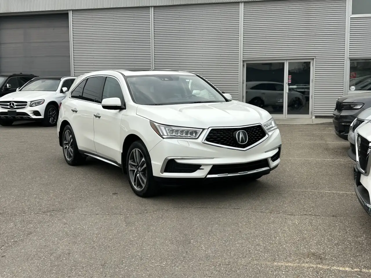 Acura MDX снимка Acura MDX