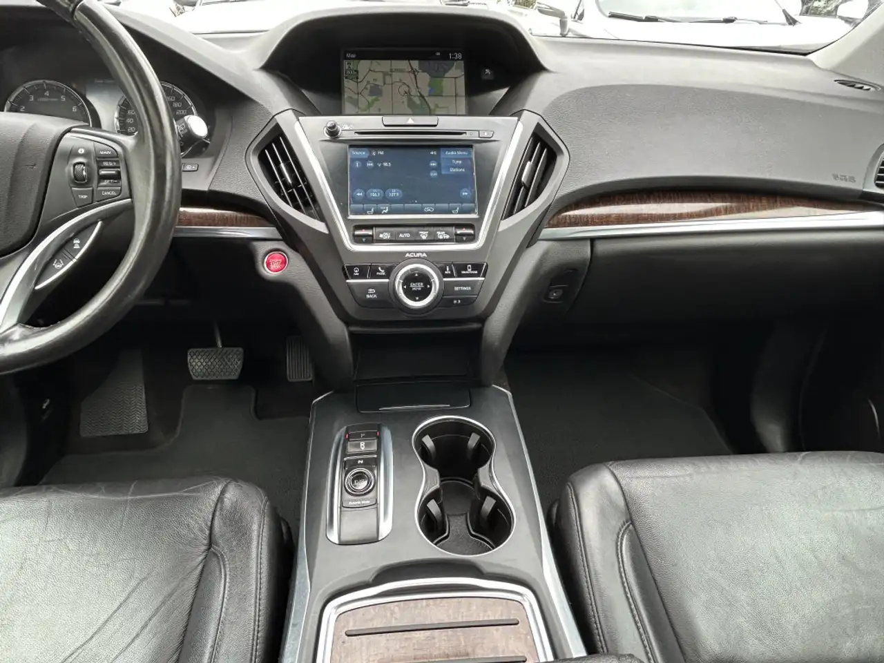 Acura MDX снимка Acura MDX