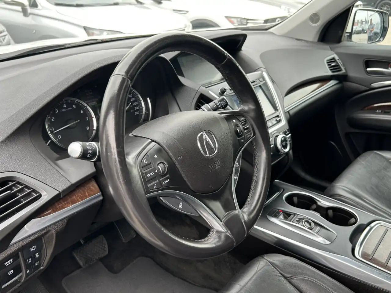 Acura MDX снимка Acura MDX
