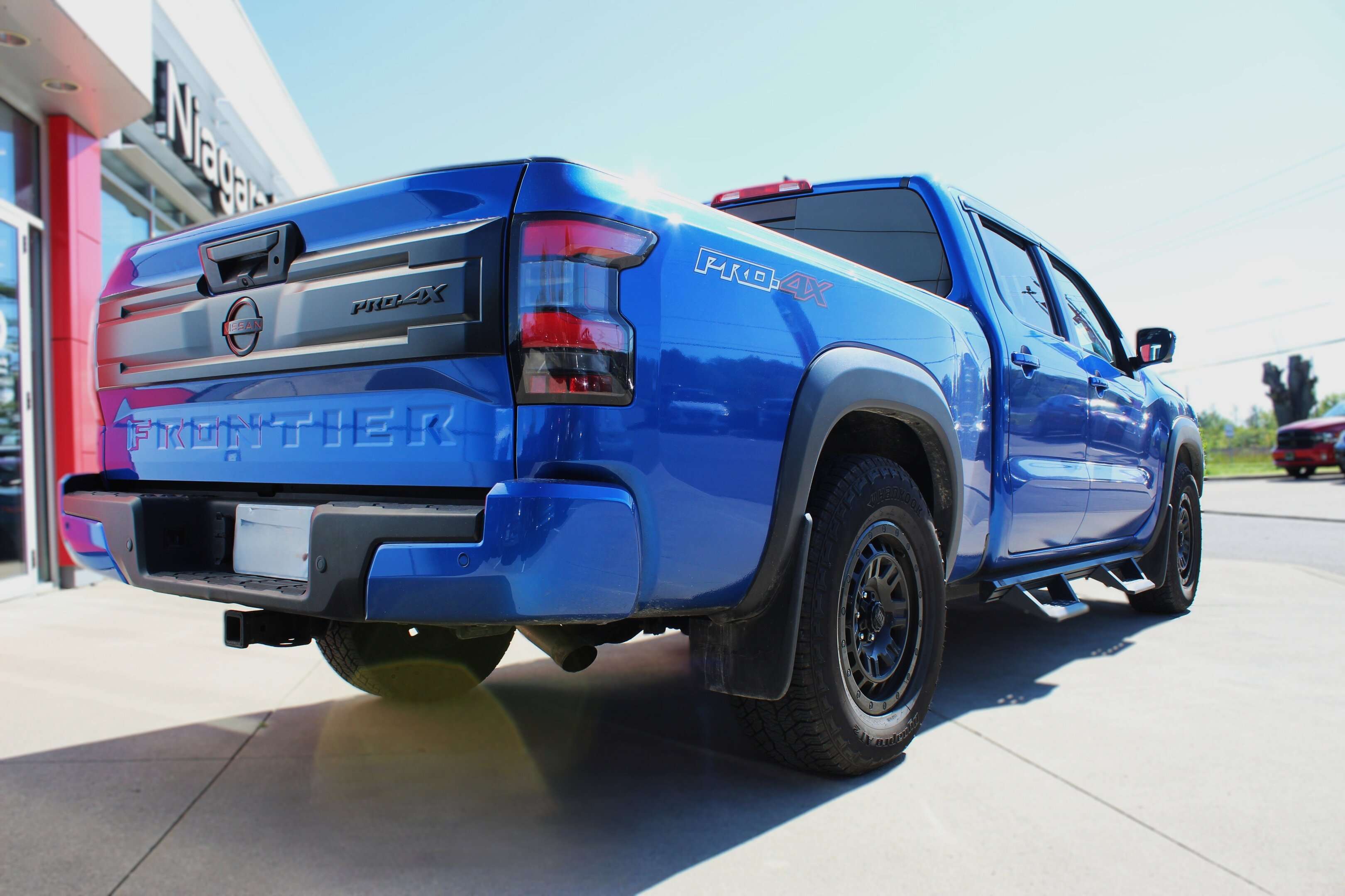 2025 Nissan Frontier Crew Cab 4x4 Long Bed PRO-4X — photo 1