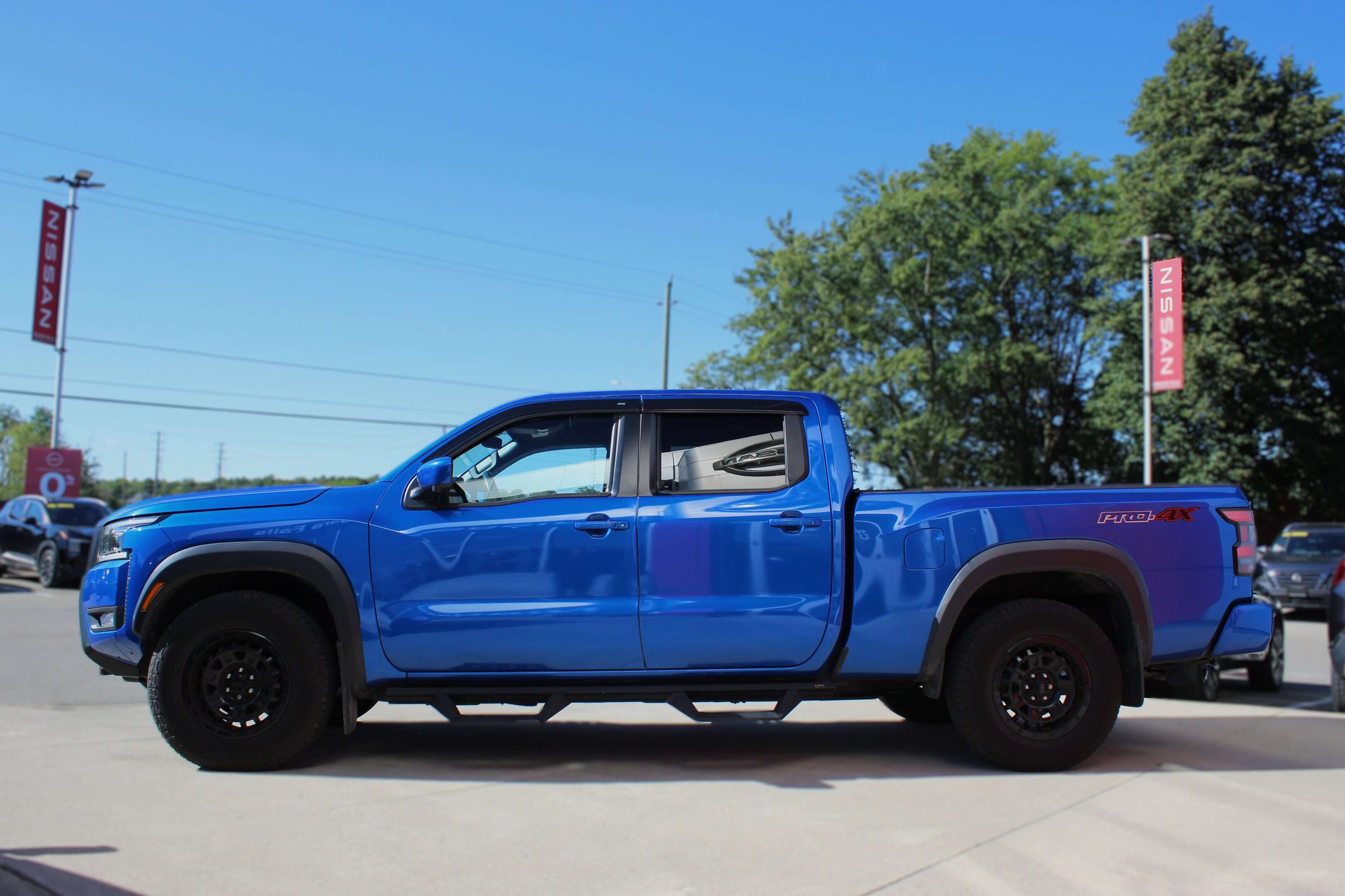 2025 Nissan Frontier Crew Cab 4x4 Long Bed PRO-4X — photo 1