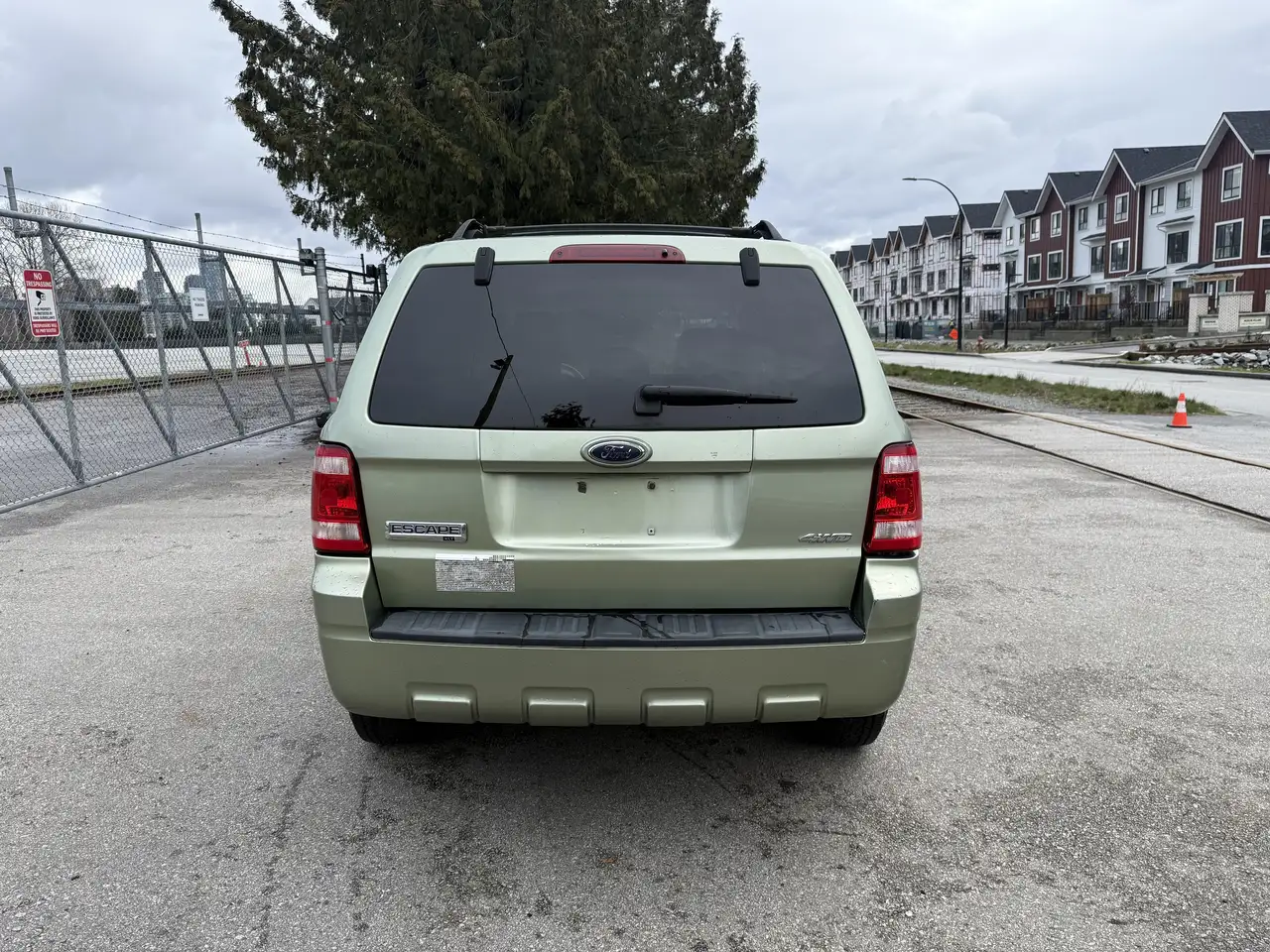 Ford Escape снимка Ford Escape