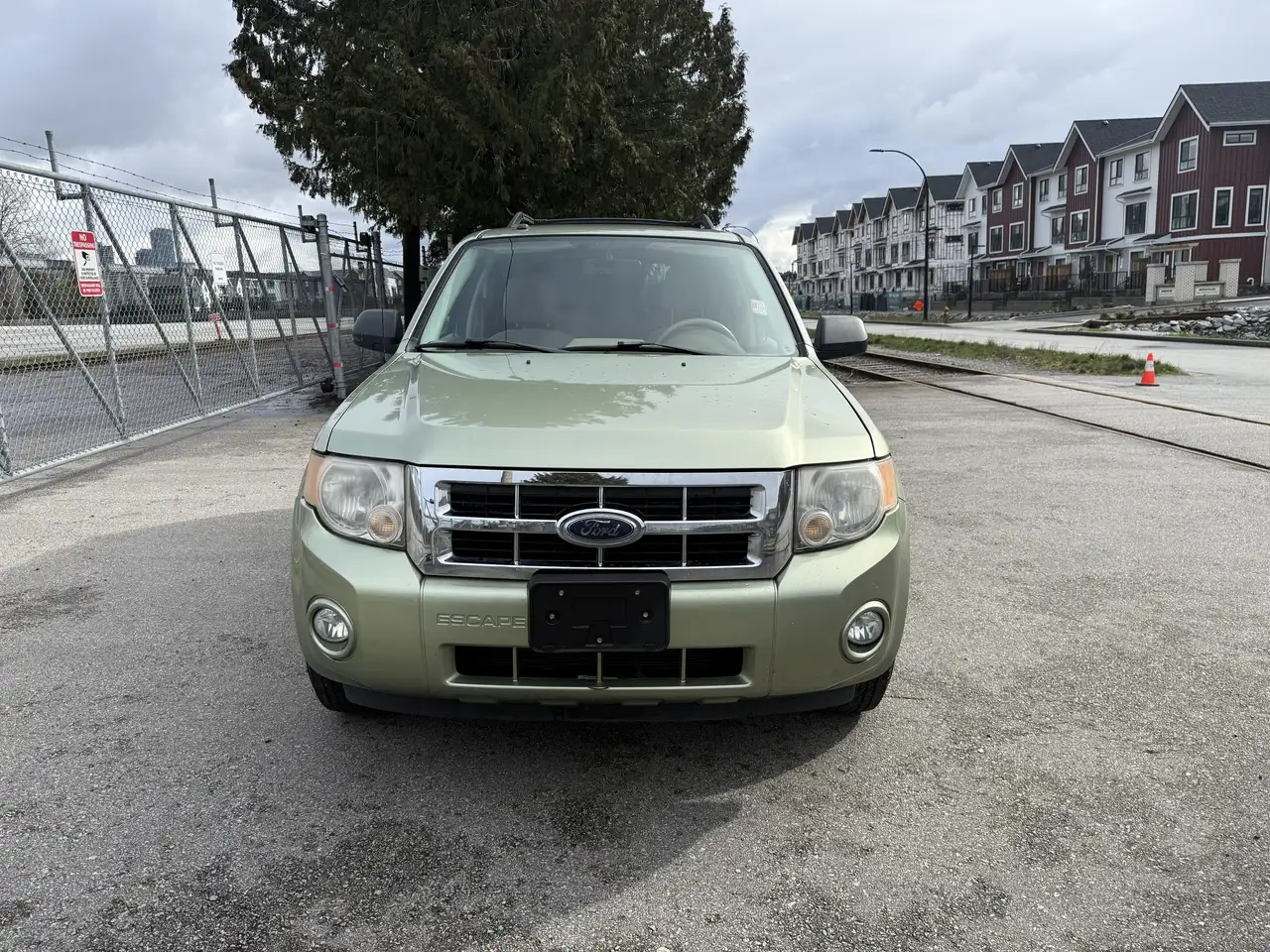 Ford Escape снимка Ford Escape