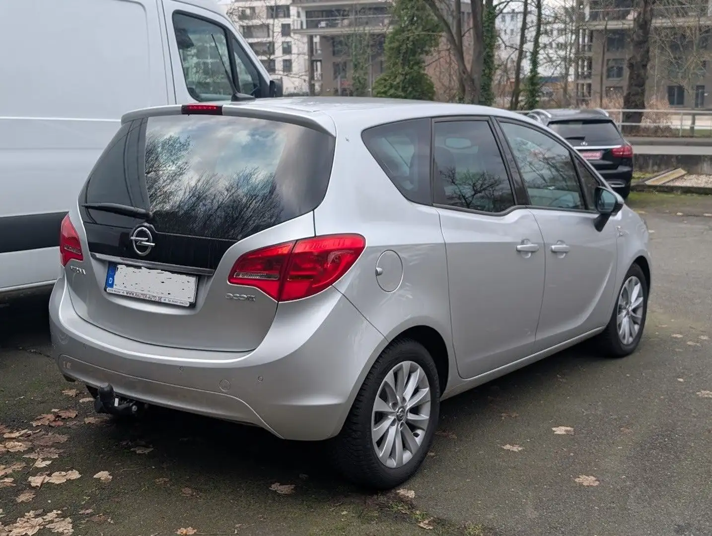 Opel Meriva B 1.6 CDTI Active 2017 nur 54tKM NAVI AHK Silber - 2