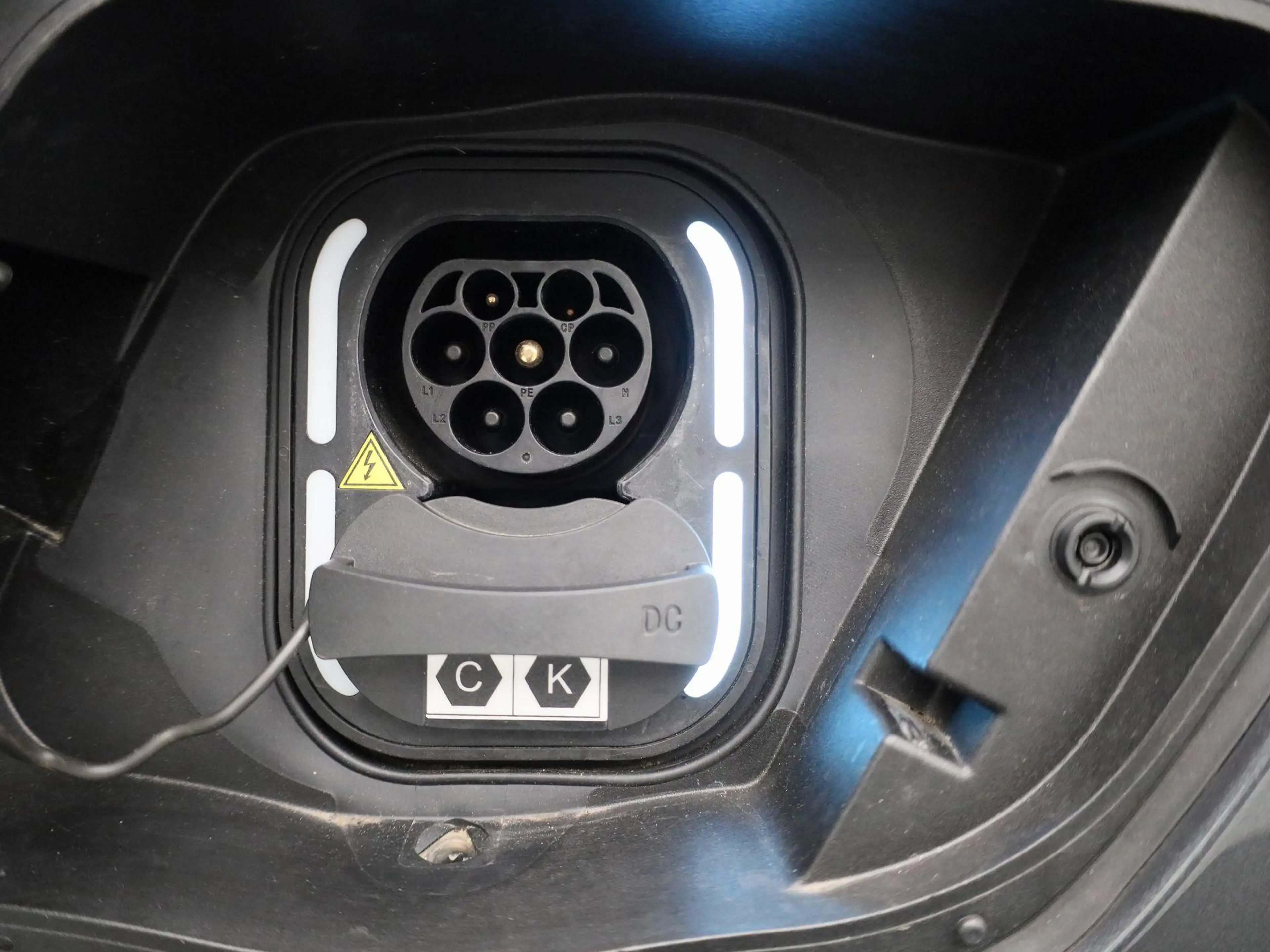 MG MG4 Electric Luxury 64 kWh — photo 13