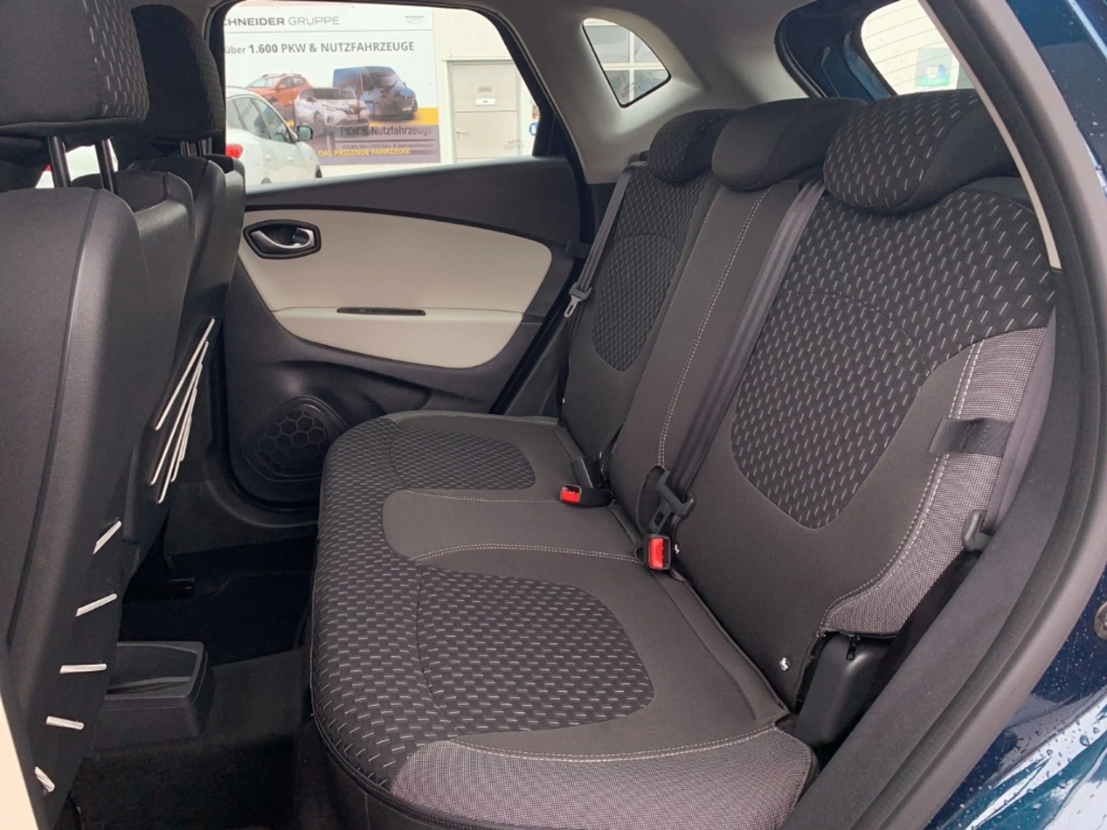 Renault Captur INTENS TCe 150 EDC Intens NAVI+KAMERA+LED+NSW — photo 11