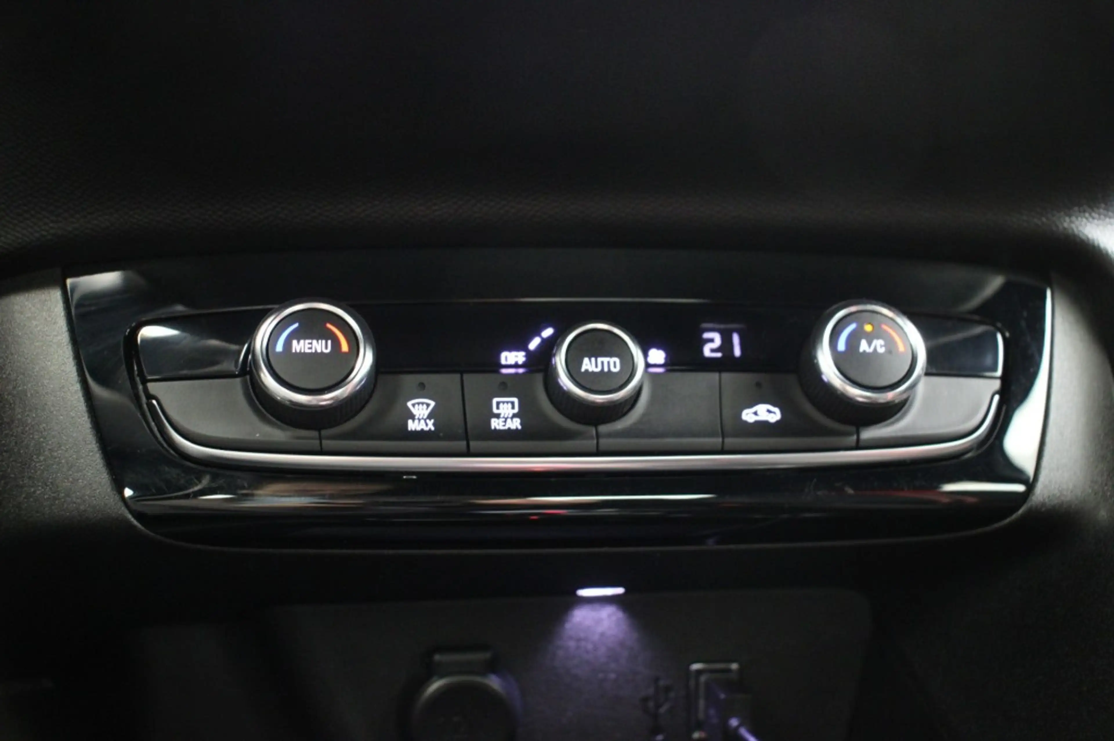 Opel Corsa-e GS Line 50 kWh - Carplay, Cruise, Clima, Half Leer — photo 8
