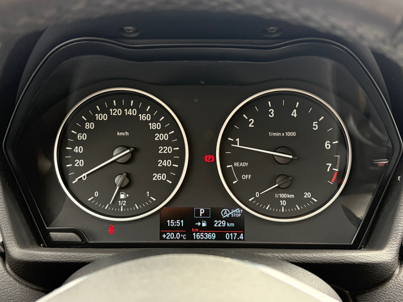 BMW X1 SDrive18i High Executive — photo 18