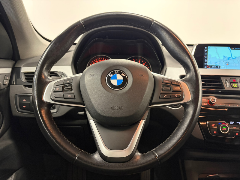 BMW X1 SDrive18i High Executive — photo 15