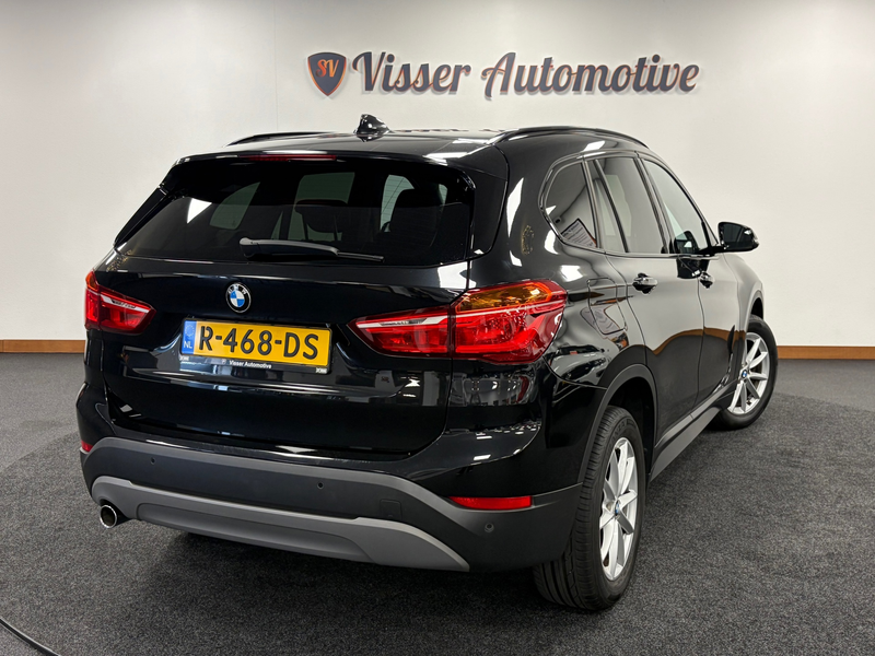 BMW X1 SDrive18i High Executive — photo 11