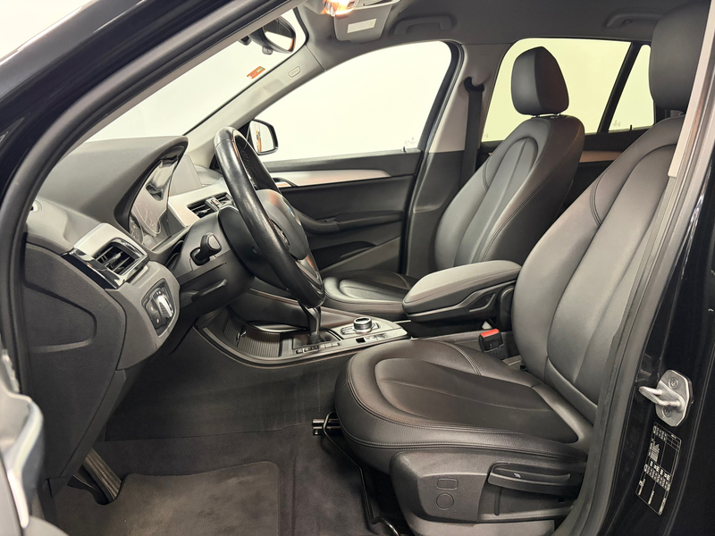 BMW X1 SDrive18i High Executive — photo 35