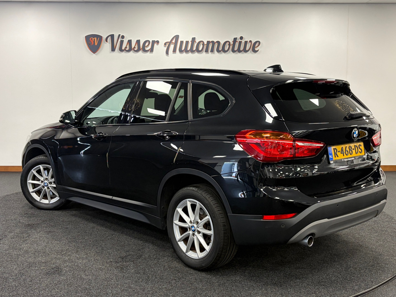 BMW X1 SDrive18i High Executive — photo 4