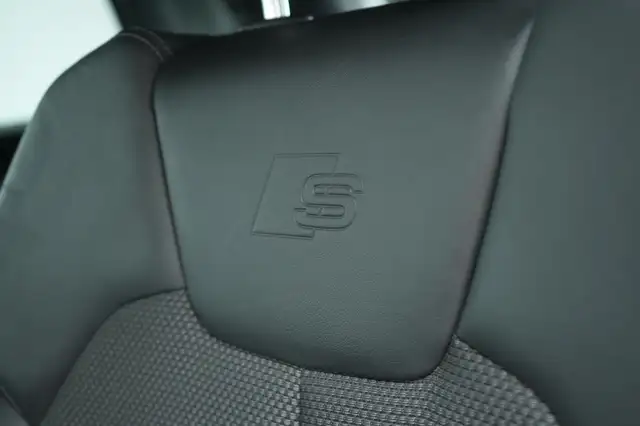 Audi Q5 view 23