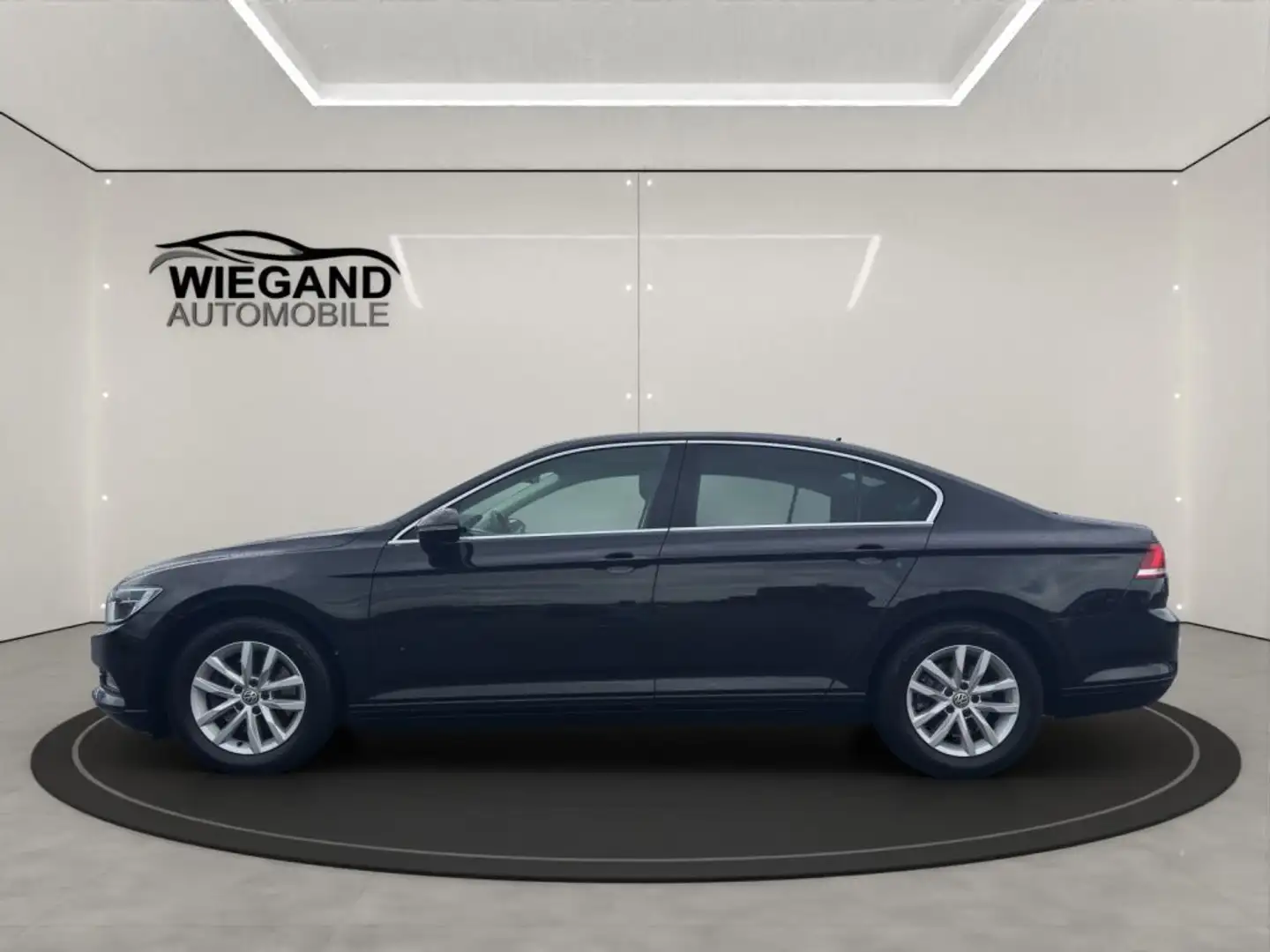 Volkswagen Passat 2.0TDI BMT COMFORTLINE+AHK+KLIMA+NAVI+ACC Schwarz - 2