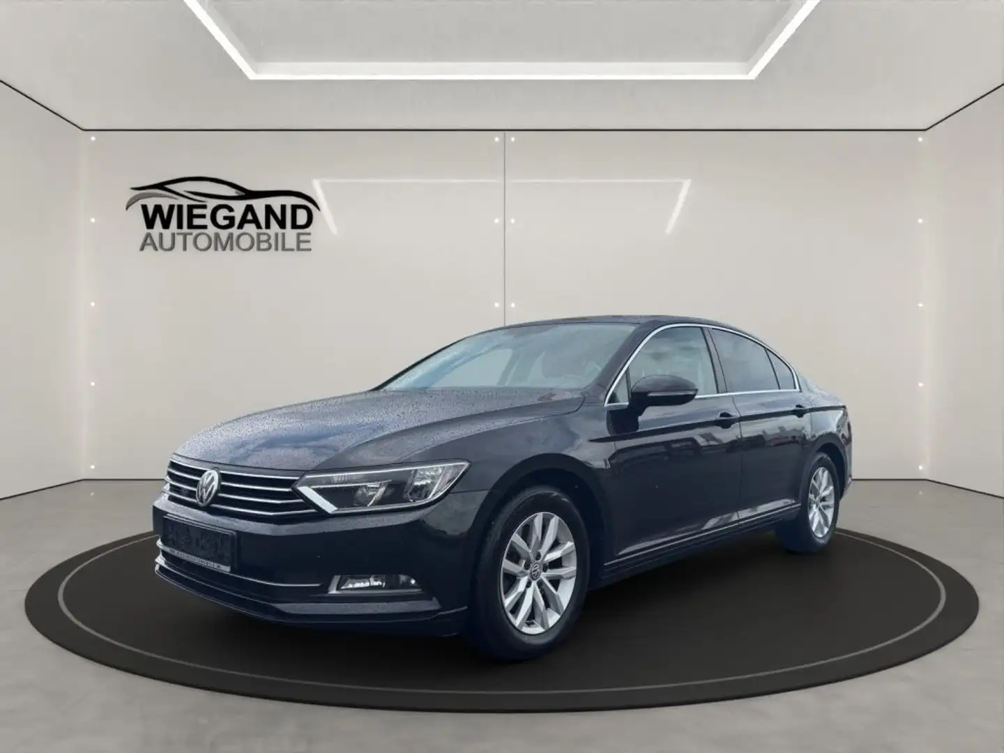 Volkswagen Passat 2.0TDI BMT COMFORTLINE+AHK+KLIMA+NAVI+ACC Schwarz - 1
