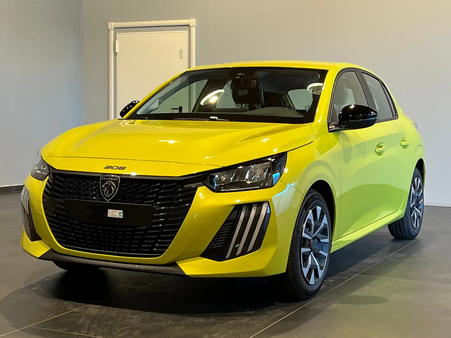 Peugeot 208 208 1.2 puretech Active s Giallo - 1