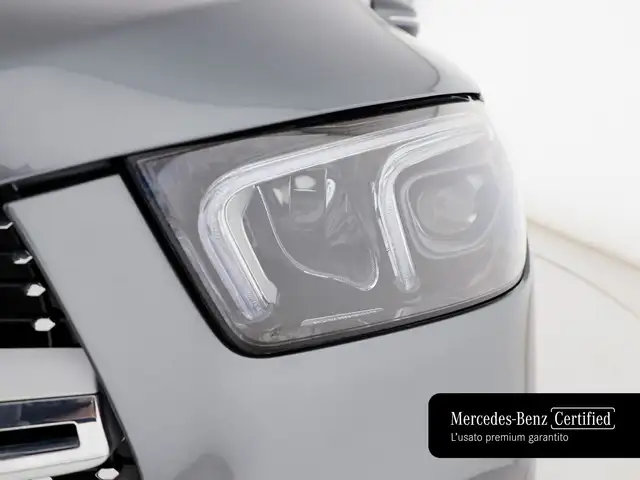Mercedes-Benz GLE view 8
