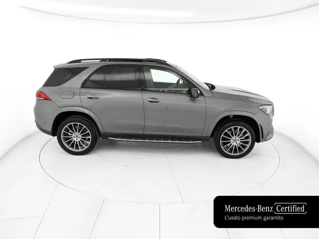 Mercedes-Benz GLE view 5