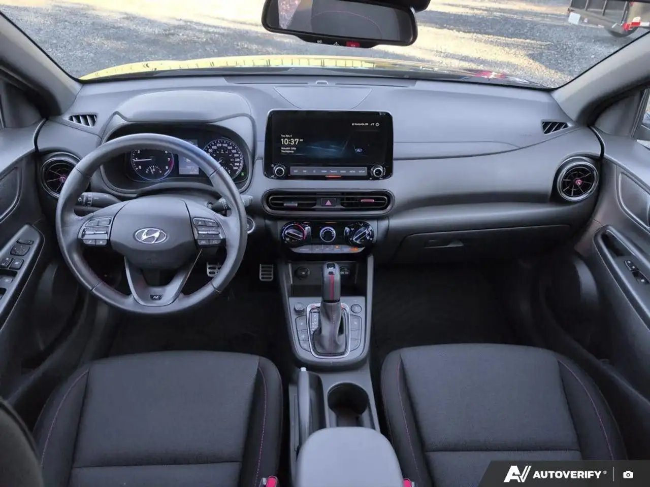 Hyundai KONA снимка Hyundai KONA