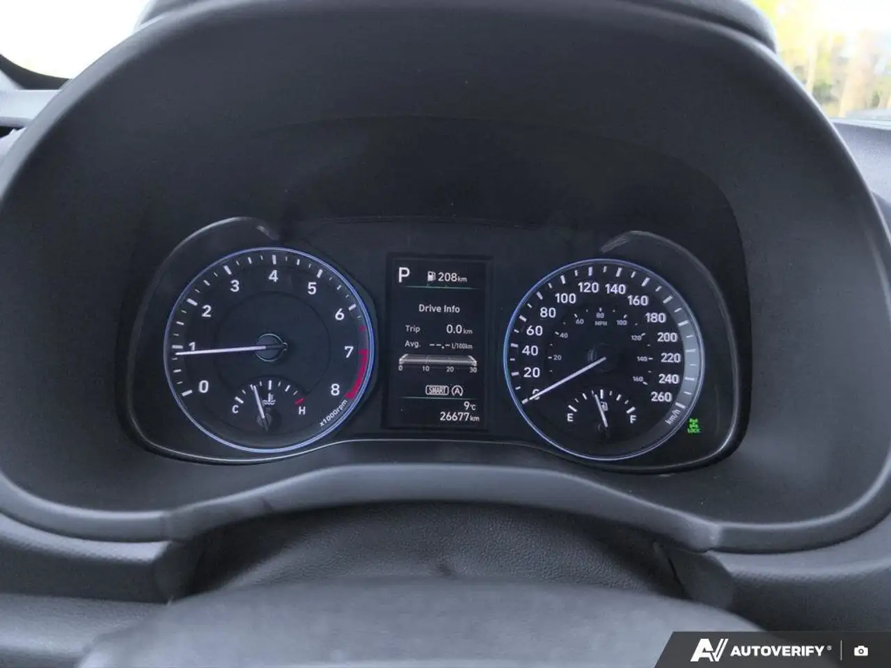 Hyundai KONA снимка Hyundai KONA