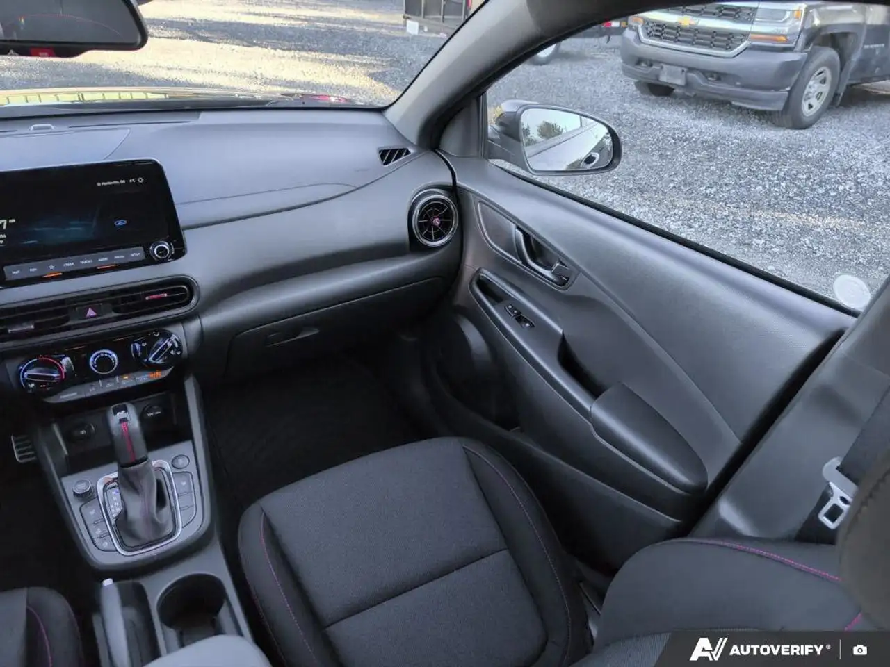 Hyundai KONA снимка Hyundai KONA
