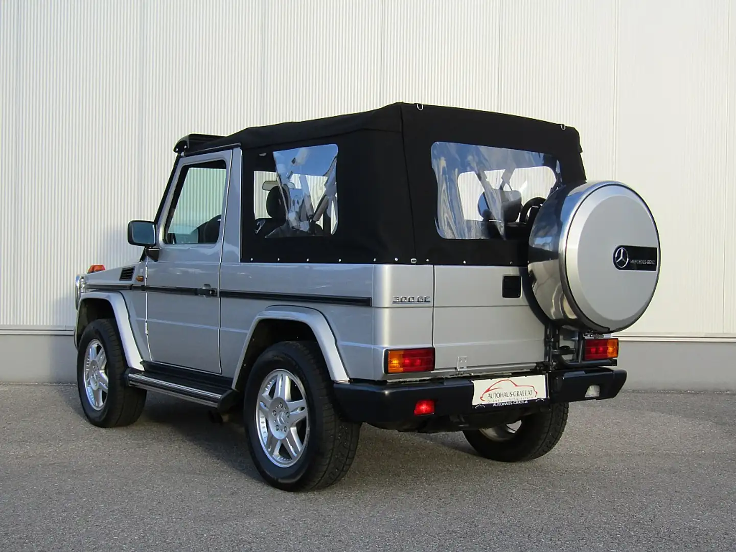 Mercedes-Benz G 300 GE Cabrio 2. Hand nur 88tkm Argent - 2