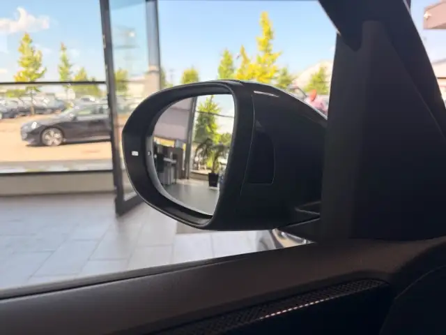 Volkswagen T-Cross view 10