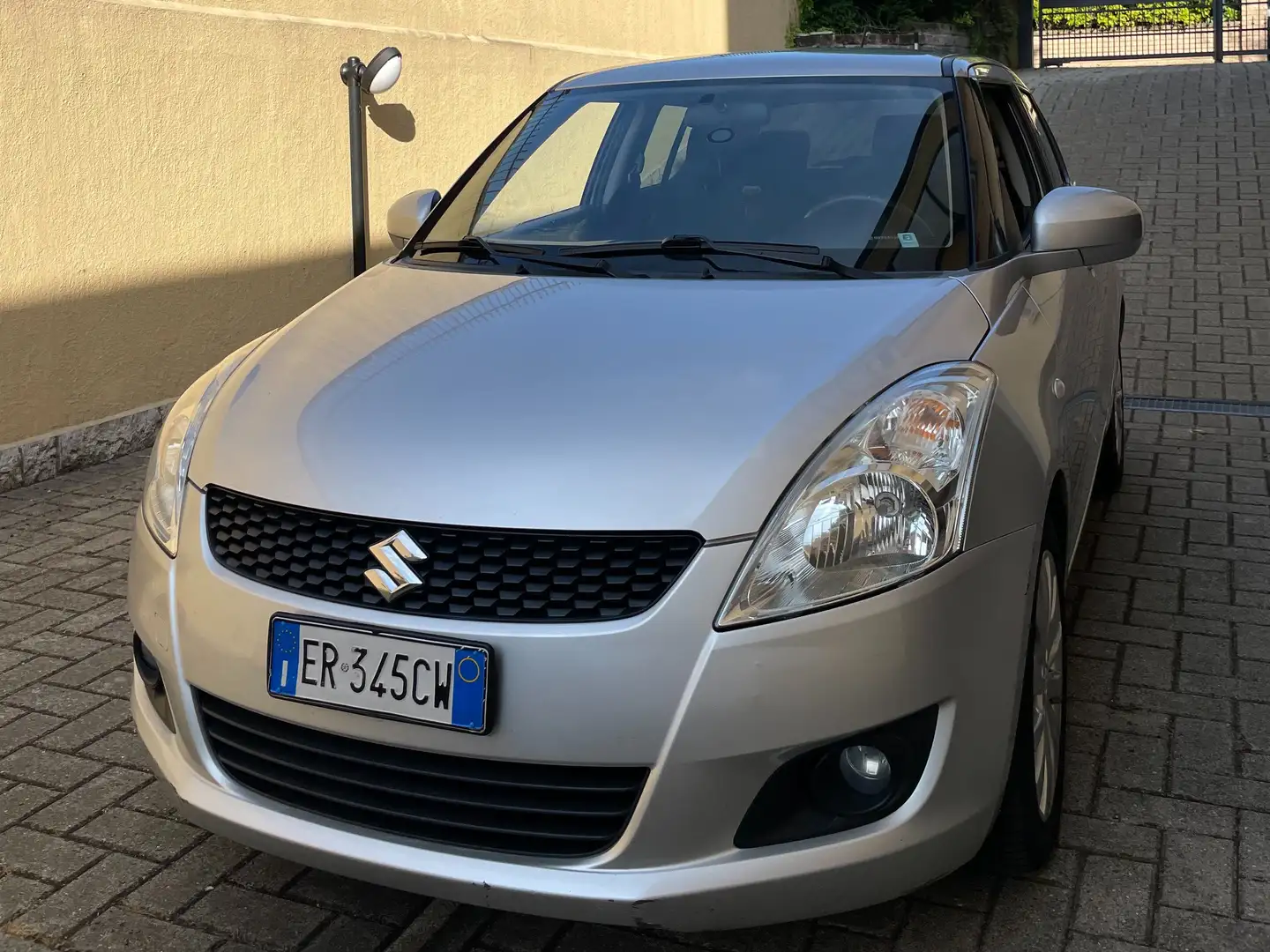 Suzuki Swift Swift V 2010 5p 1.2 vvt L Argento - 1