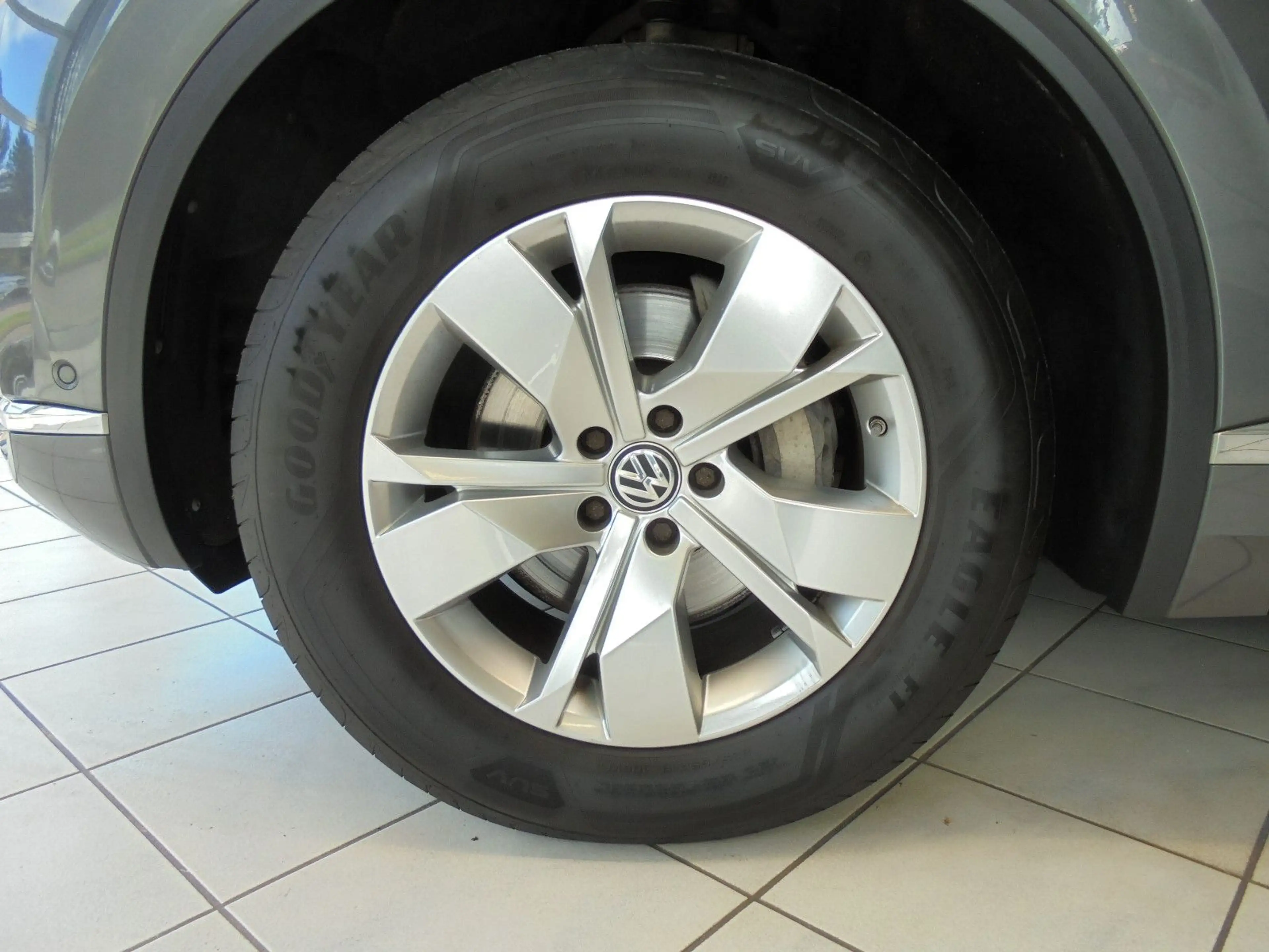 Volkswagen Touareg Atmosp/AHK/Standh/Memory/HeadUp/Leder/1H — photo 3