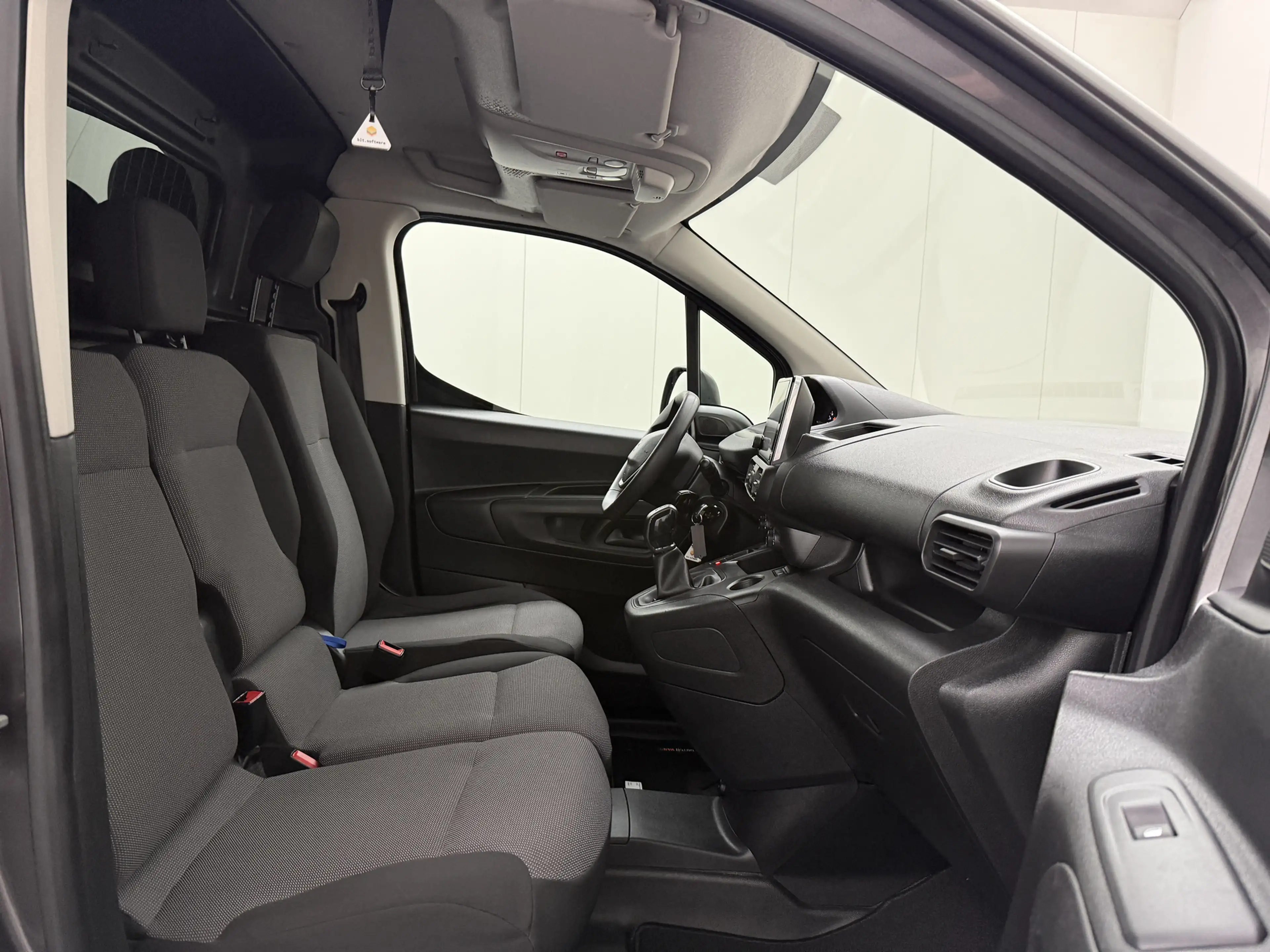 Peugeot Partner 1.6 BlueHDI Pro | 3-Zits | Multimedia | Airco | Cr — photo 21