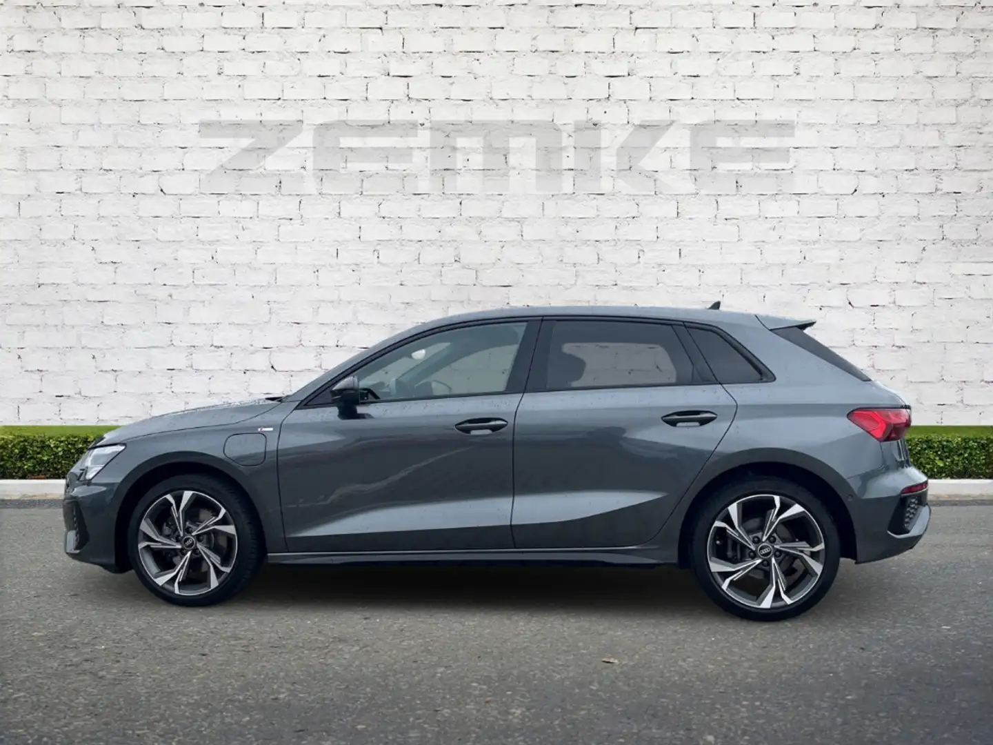 Audi A3 Sportback 40 TFSI e S line ACC SHZ KAMERA NAVI Grau - 2