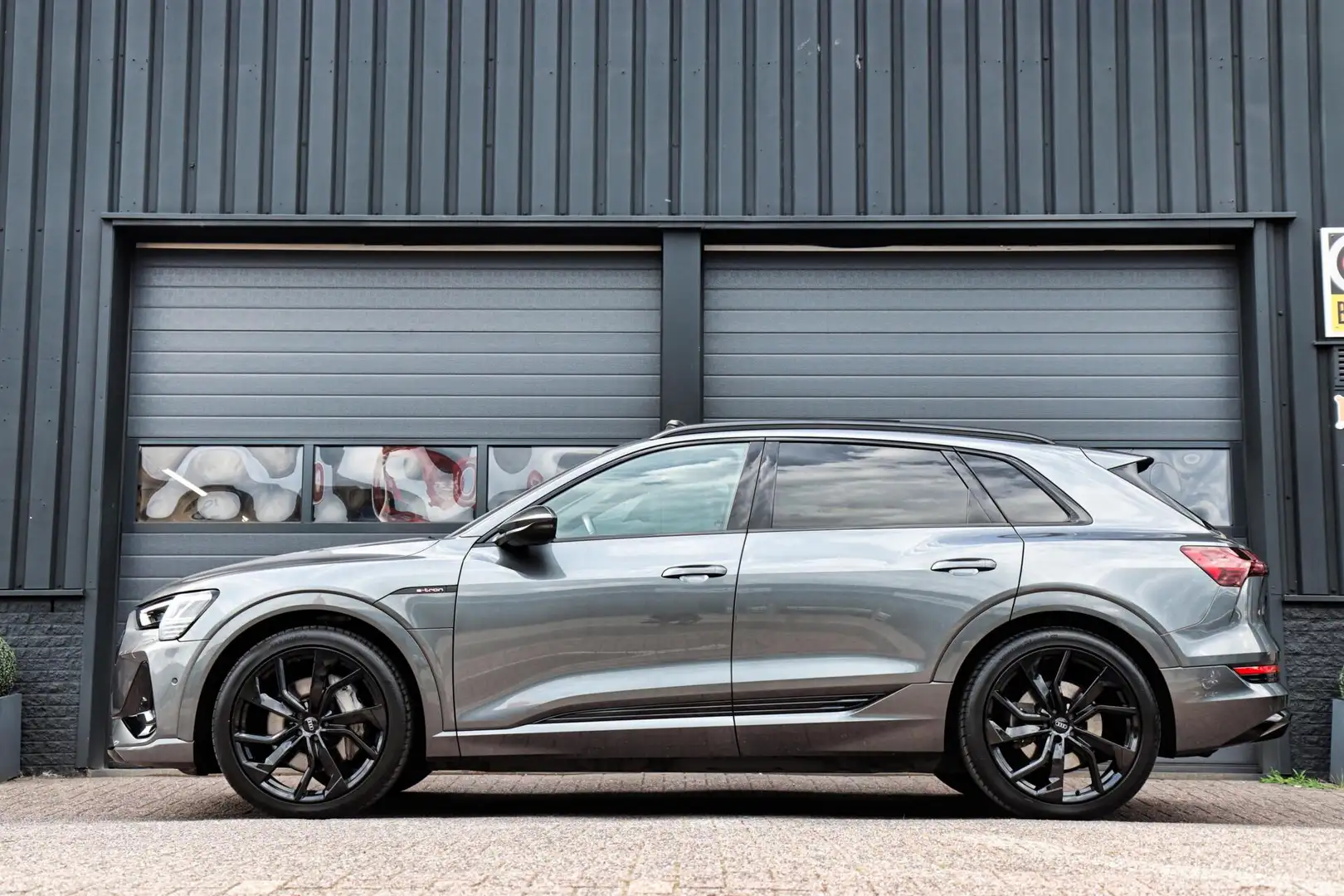 Audi e-tron 50 quattro 3x S-Line /LED/PANODAK/STOELVERW./ELEK. Grijs - 2