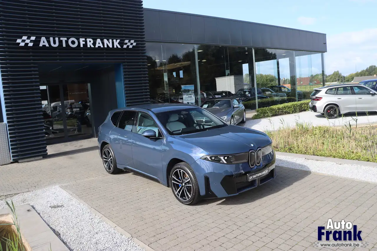 BMW iX3 50 / 4X4 / M-SPORT / TREKHK / 3D HUD / 360CAM / MEMORY, миниатюра 9
