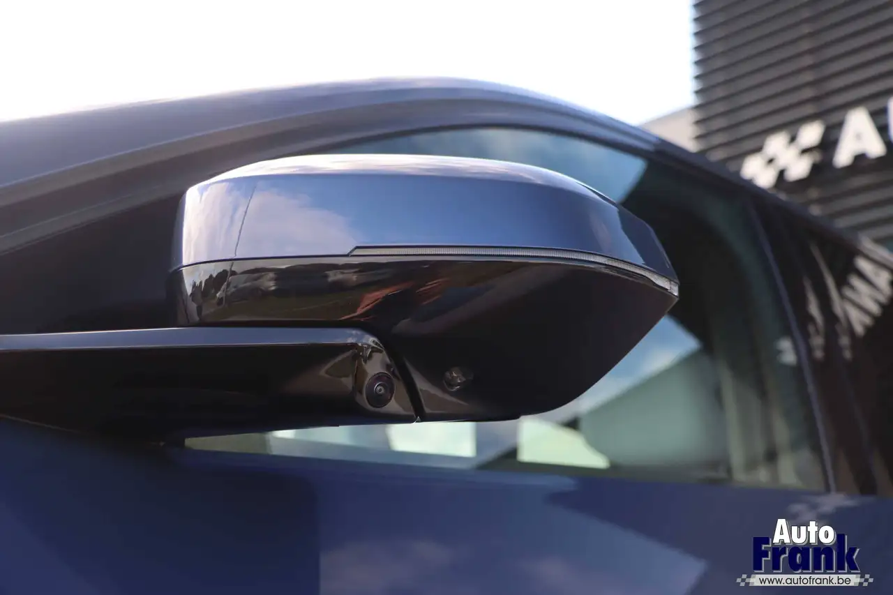BMW iX3 50 / 4X4 / M-SPORT / TREKHK / 3D HUD / 360CAM / MEMORY, миниатюра 11