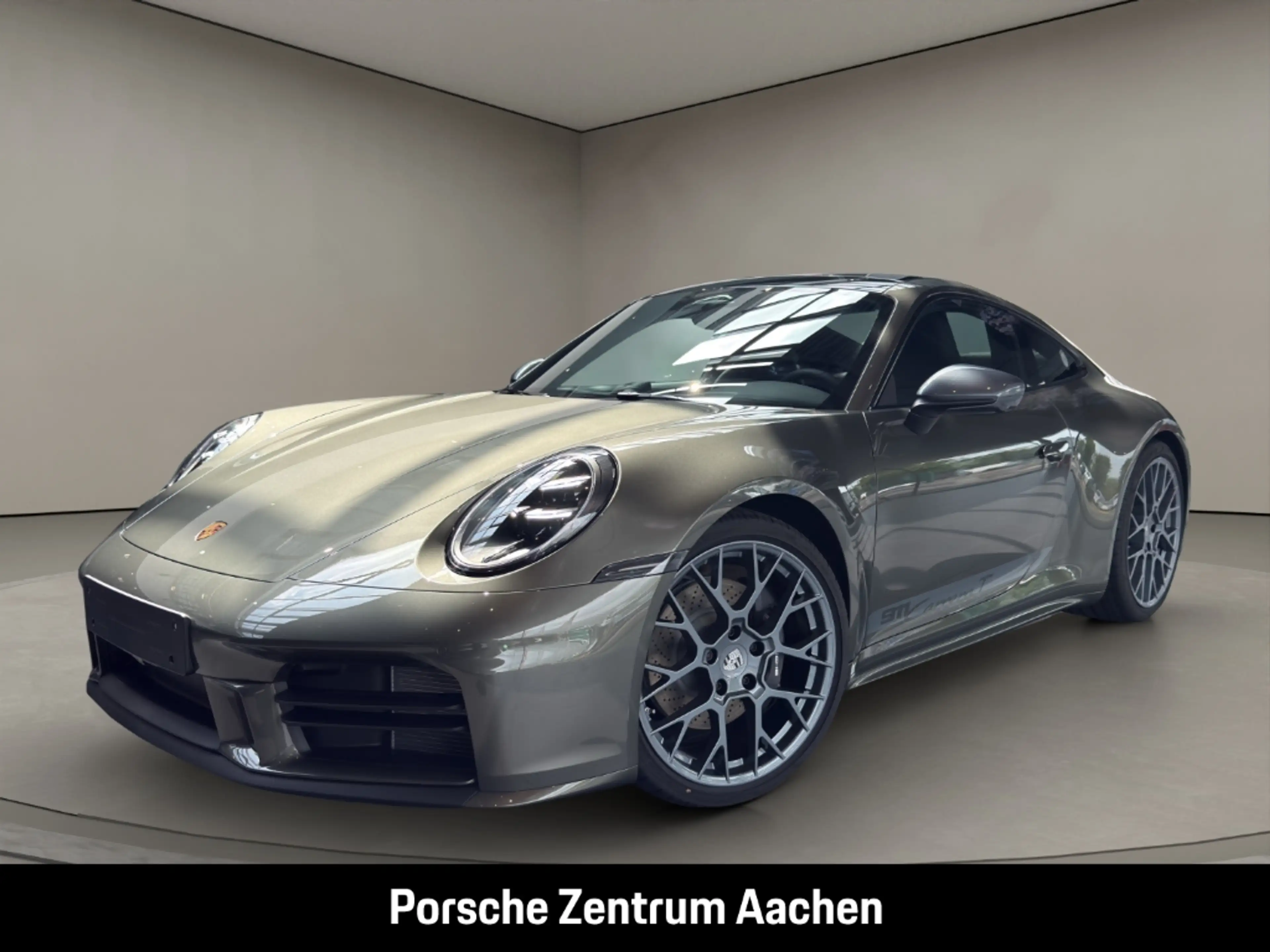 Porsche 992 -2 (911) Carrera T