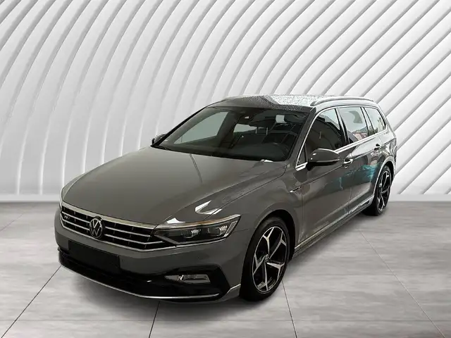 Volkswagen Passat Variant R LINE SPORTPAKET NAVI IQ DRIVE PDC KAM