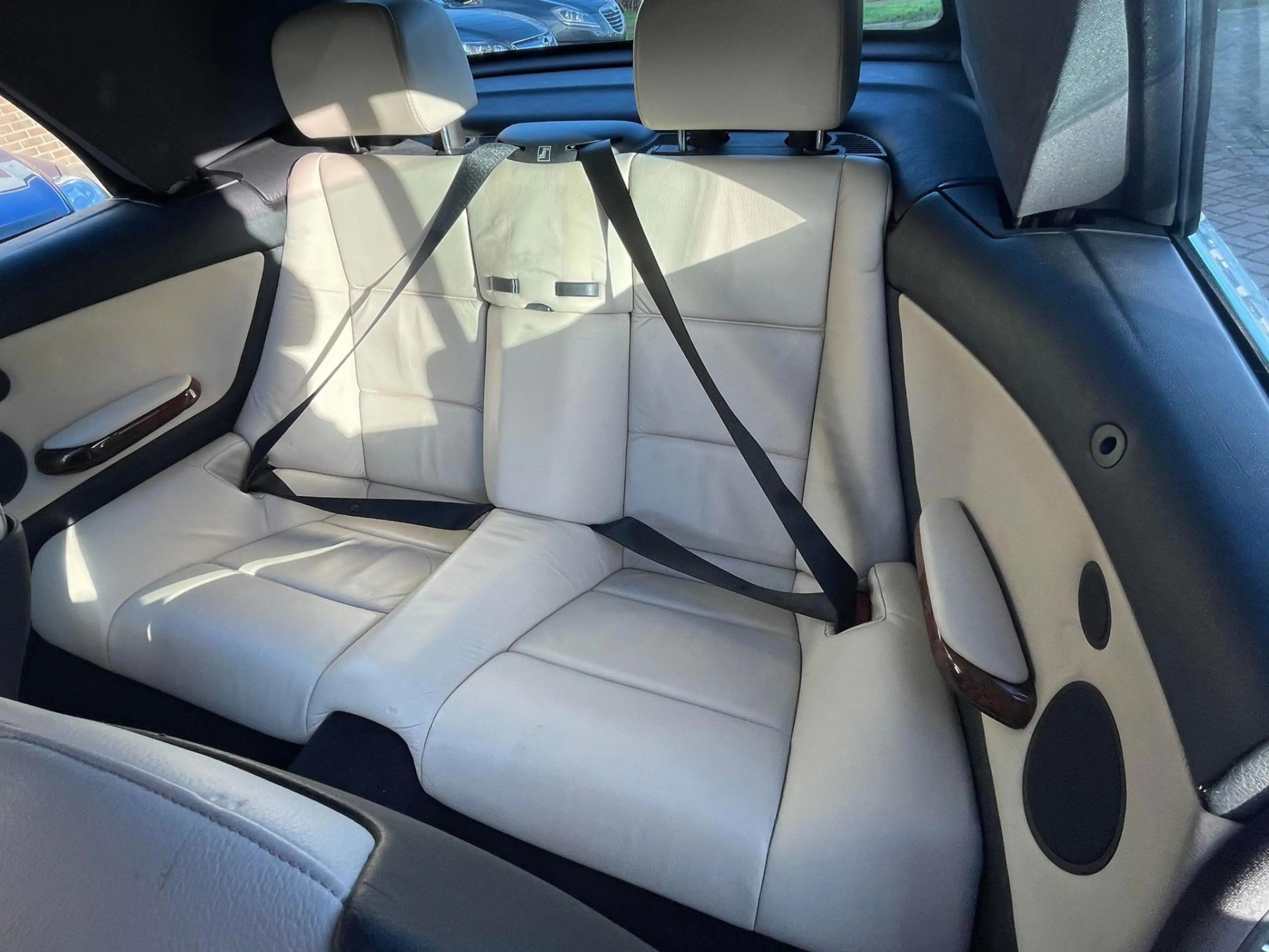 BMW 325 3-serie Cabrio 325Ci Executive Facelift Leer Topst — photo 11