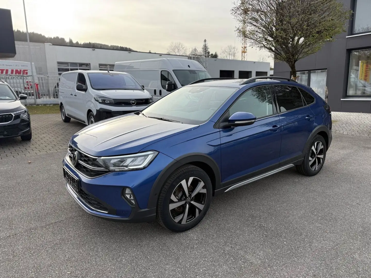 Volkswagen Taigo 1.0 TSI Life *KESSY*AHK*KAMERA* Blauw - 1