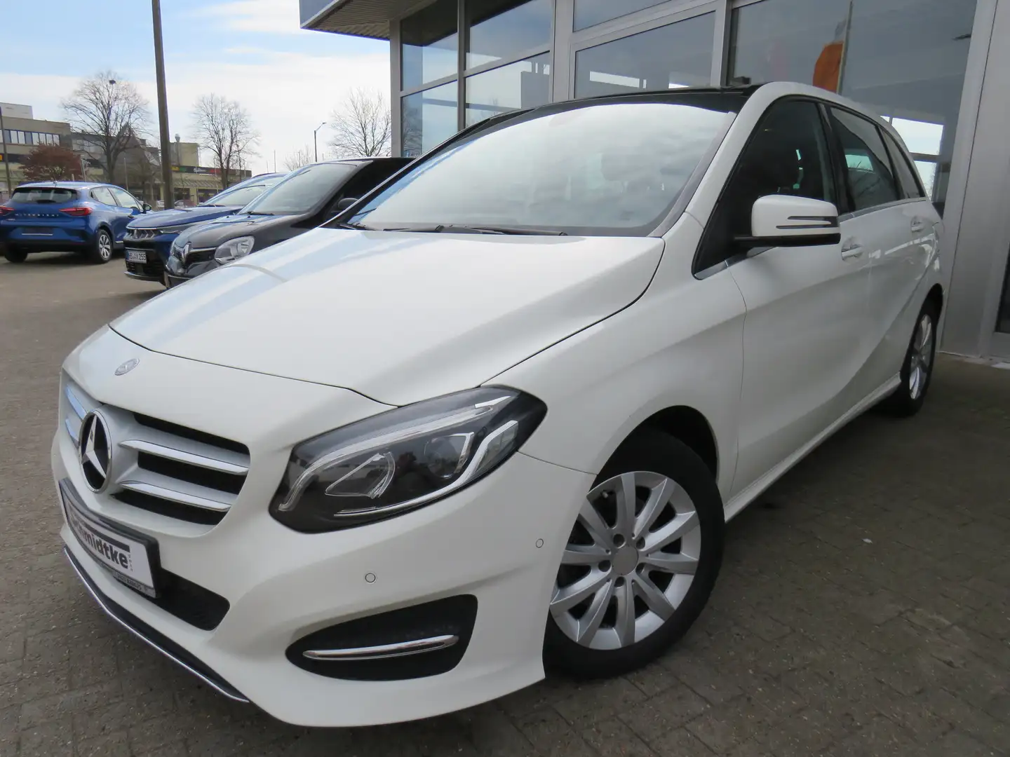 Mercedes-Benz B 200 B 200 Style 1.6 Aut.*Stdhzg*Leder*Pano*Navi Blanc - 1
