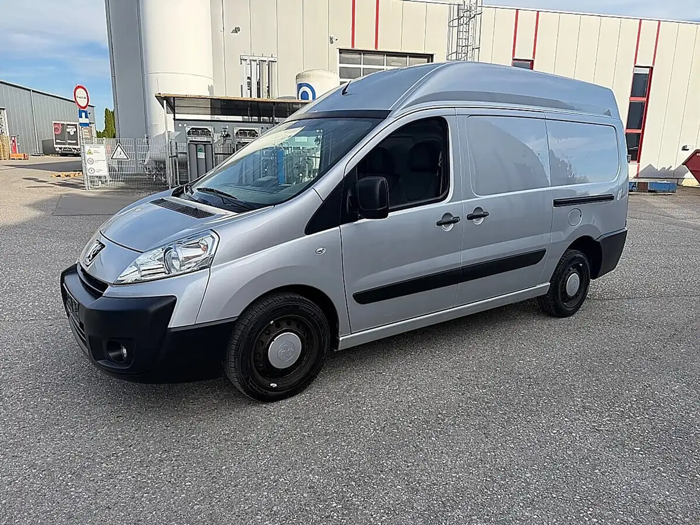 Peugeot Expert Kasten L2H2 2,0 HDi 120 Silber - 1